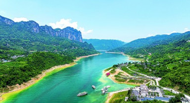 清江畫(huà)廊美麗夏日